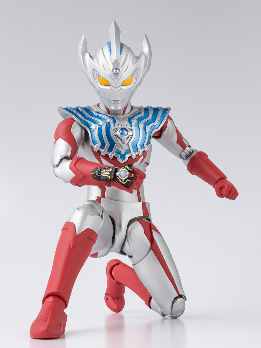 手办现货万代bandai新款shf泰迦奥特曼可动人偶手办