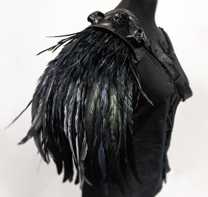 加拿大代购crow手作乌鸦头骨羽毛皮革护肩cosplay其它