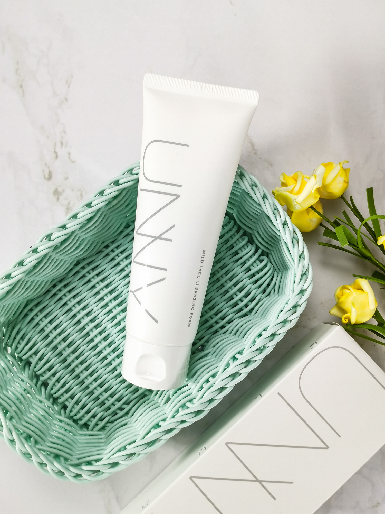 韩国unny悠宜氨基酸洗面奶保湿补水祛痘控油去黑头洁面