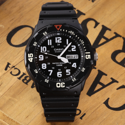 卡西欧儿童手表时尚运动防水学生石英男表mrw200h2b日韩腕表