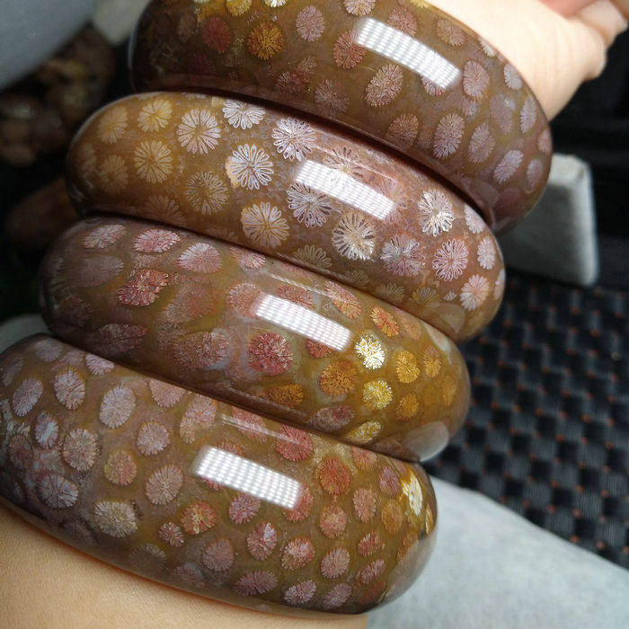 一物一图天然珊瑚玉手手镯宽版5859圈彩色紫红红大手镯