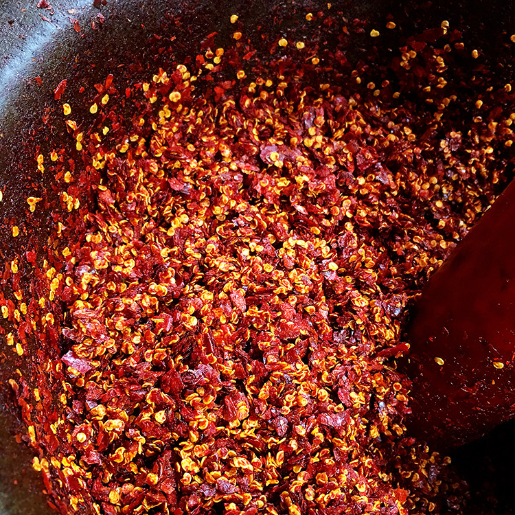 四川广安特产农家手工石窝冲柴火辣椒面海面油辣椒粉料