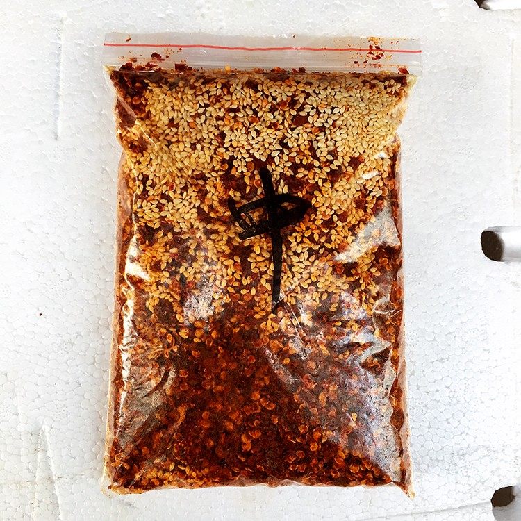 四川广安特产农家手工石窝冲柴火辣椒面海面油辣椒粉料