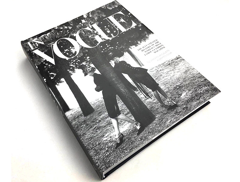 vogue经典现货包邮英文原版in杂志时尚摄影艺术类原版书