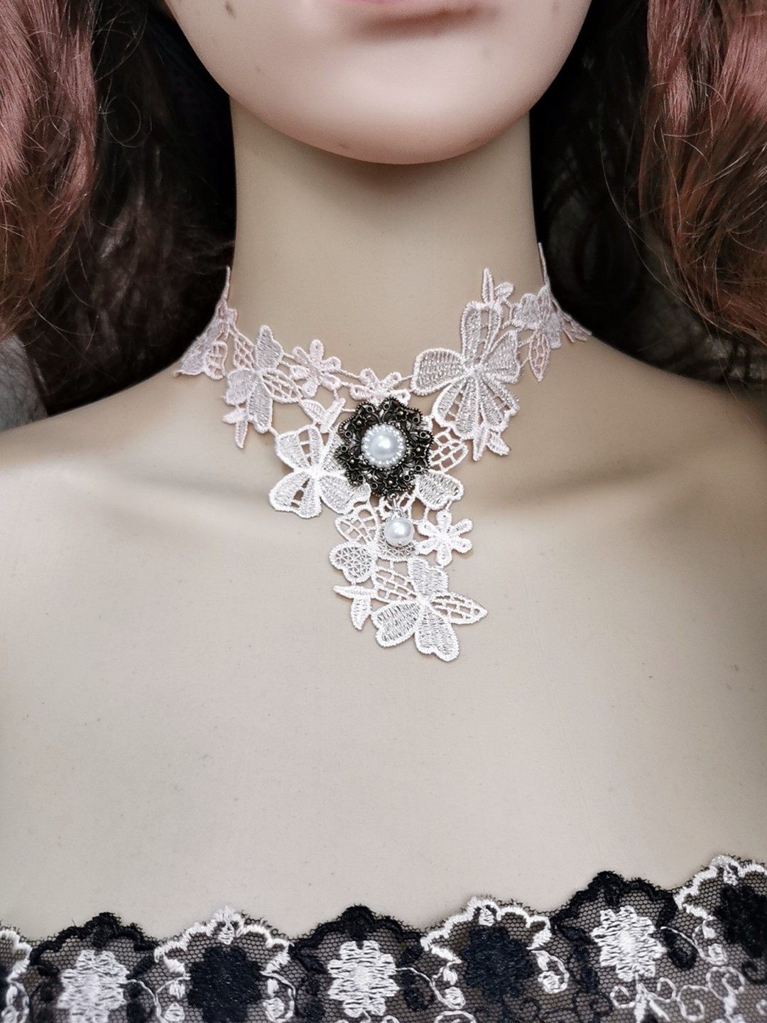 蕾丝精美镂空钩花项圈锁骨链颈日韩版简约短款项链
