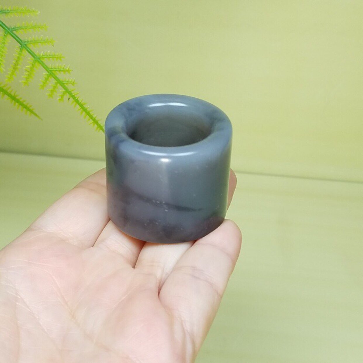 天然青海和田玉冰底烟紫玉扳指素面碧玉指环手饰