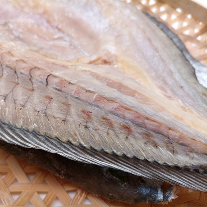 温州特产黄鱼鲞鱼半干淡晒鱼鲞一条肉嫩刺少鱼干