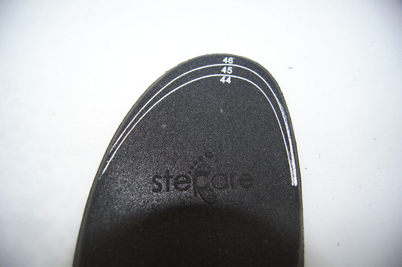 鞋垫ecco爱步户外登山运动按摩柔软减震大号透气鞋垫