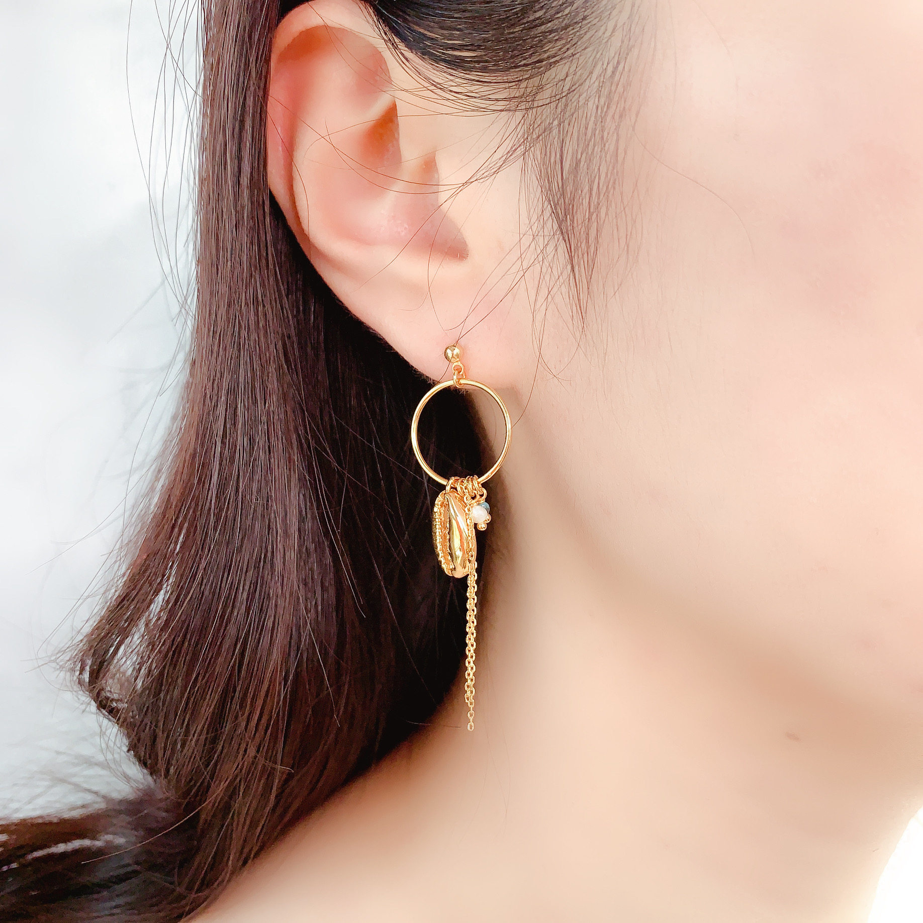 巴黎carolinenajman正品代购简约精致海螺不对称ab耳环