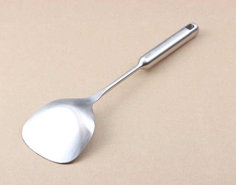 加厚1810不锈钢锅铲炒菜铲子磨砂圆形一体成形锅铲