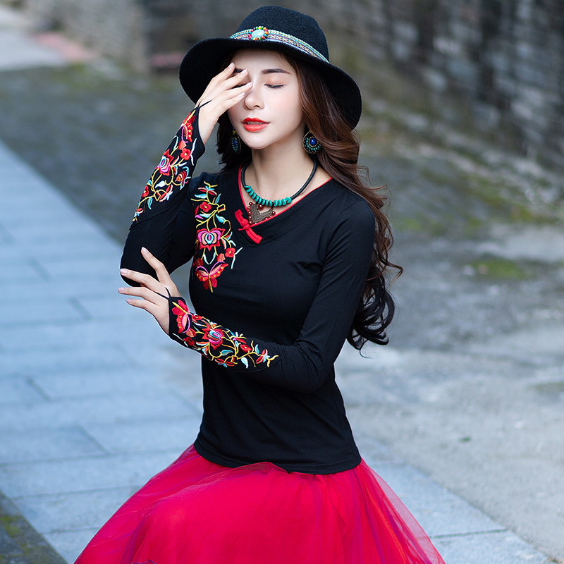 云南民族风年轻时尚春秋女装打底衫中国风刺绣t恤