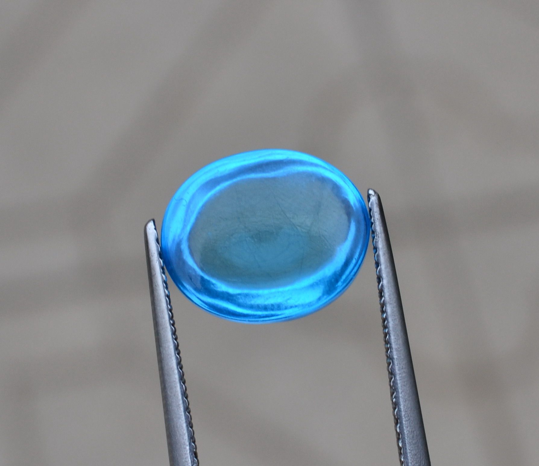 天然瑞士蓝蛋面托帕石裸石毫米晶莹剔透7克拉左右其他