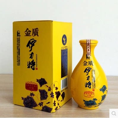 新疆白酒金质伊力特金印封藏十年46度小瓶300ml国产白酒