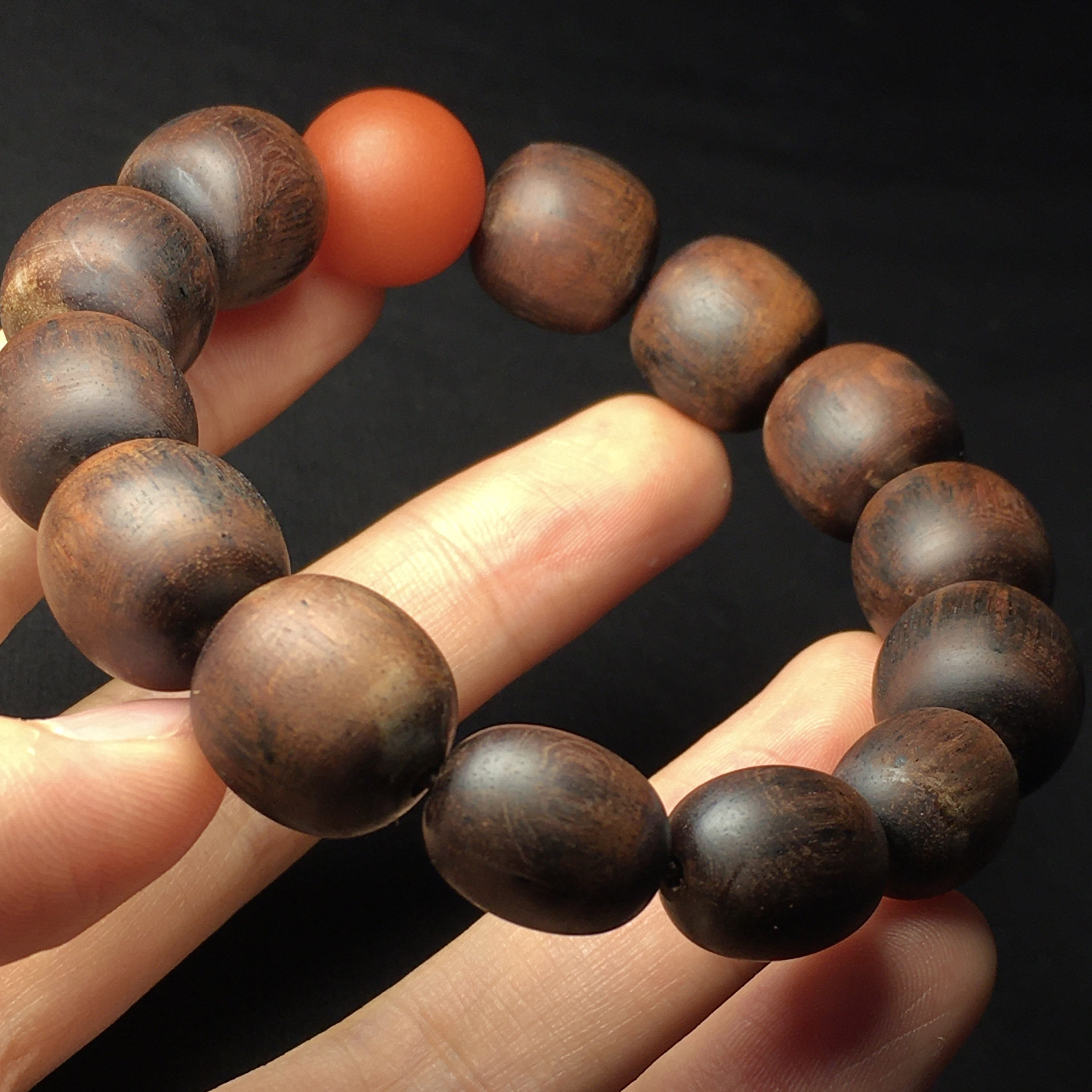 降真香手串收藏级贵凯全藤心高密稀缺花纹珠醇手串