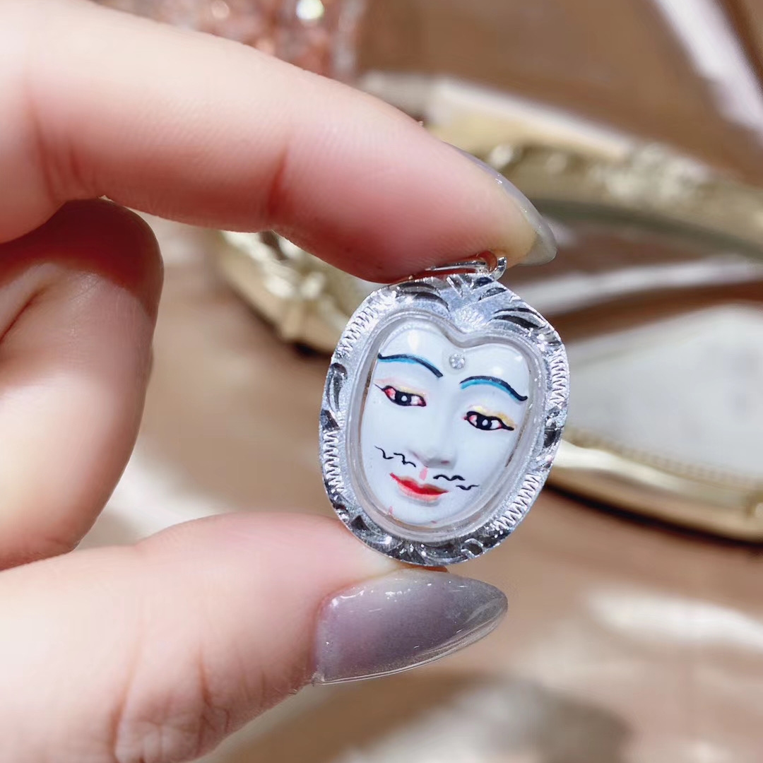 泰国佛牌真品龙婆滴纯银白面佛葆妮同款招财转运项坠
