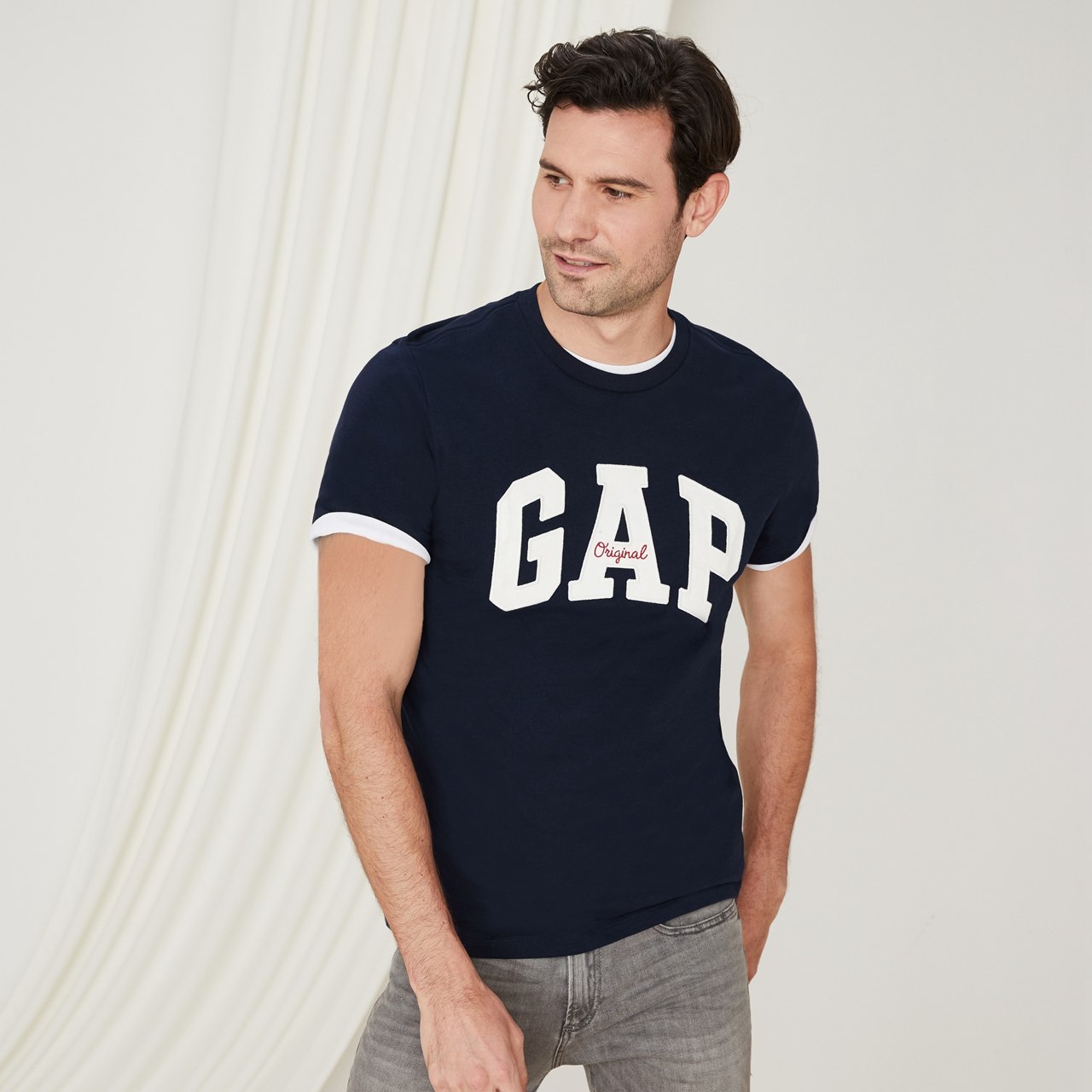 gap男装圆领短袖t恤夏季443765 logo宽松时尚上衣男士潮流打底衫