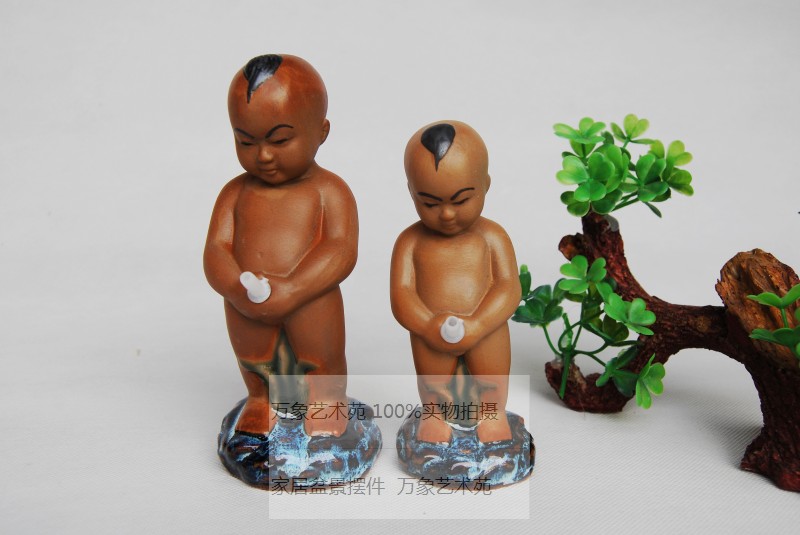 假山盆景陶瓷人物拉尿童子尿公摆件鱼缸园林水族造景装饰品工艺品