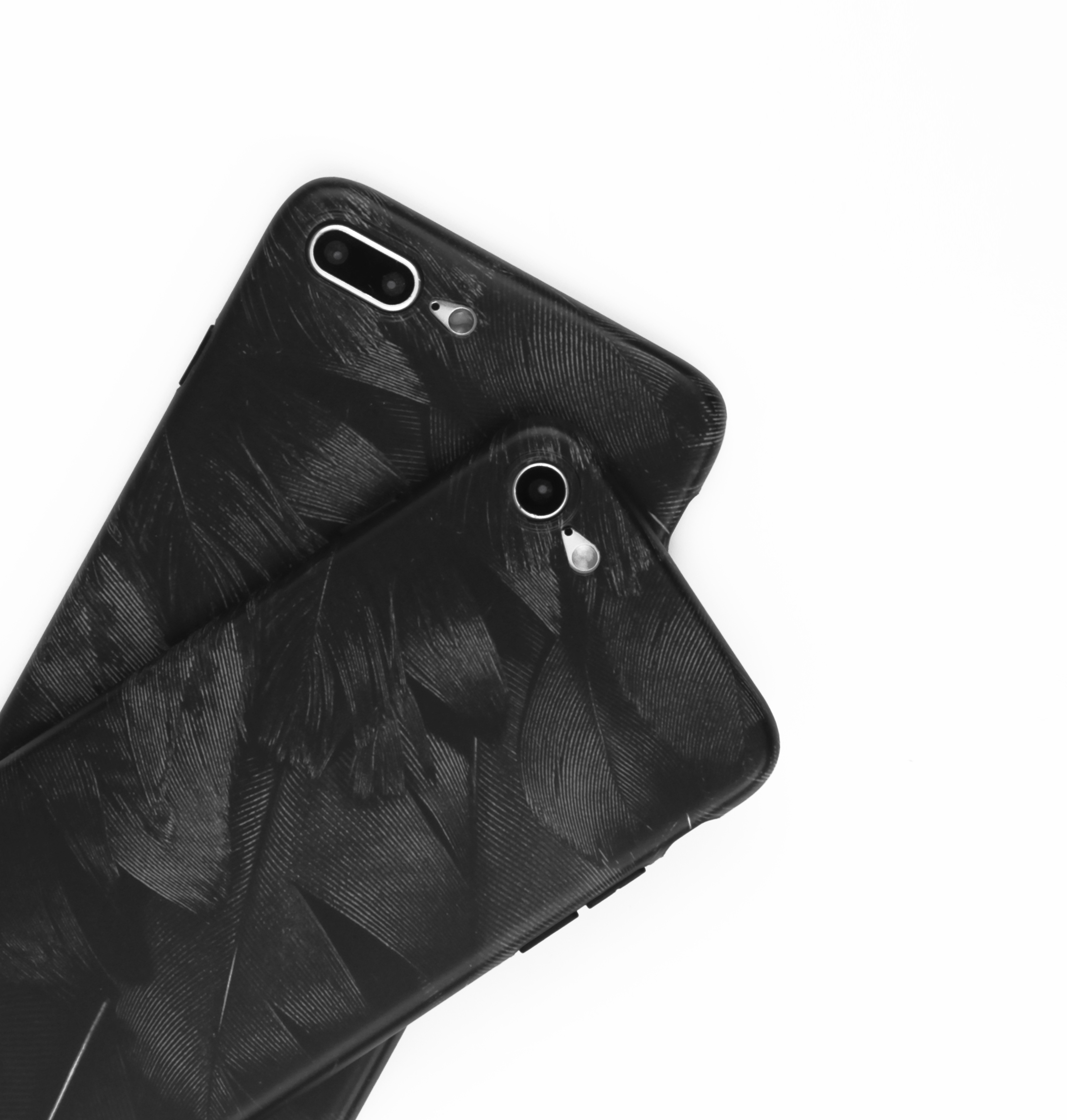 炫酷黑色羽毛苹果x原创iphone7/8全包8plus硅胶软磨砂6s手机壳7p