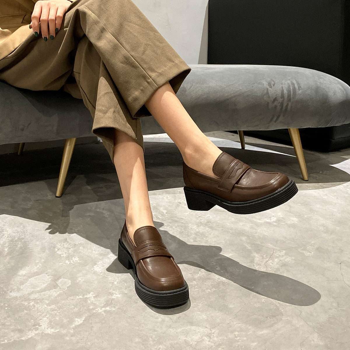 英伦风小皮鞋女鞋2020年新款春季春款春秋单鞋粗跟中跟jk鞋制服鞋