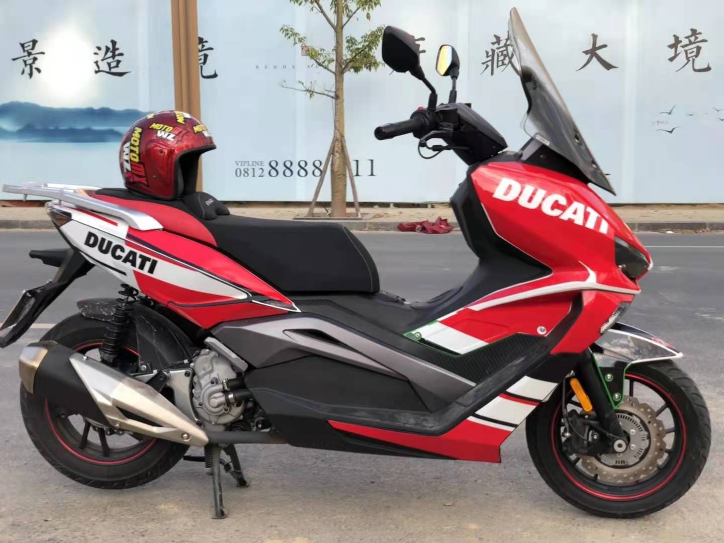 踏板龙嘉摩托车车贴贴膜贴纸版花个性改装拉花贴纸