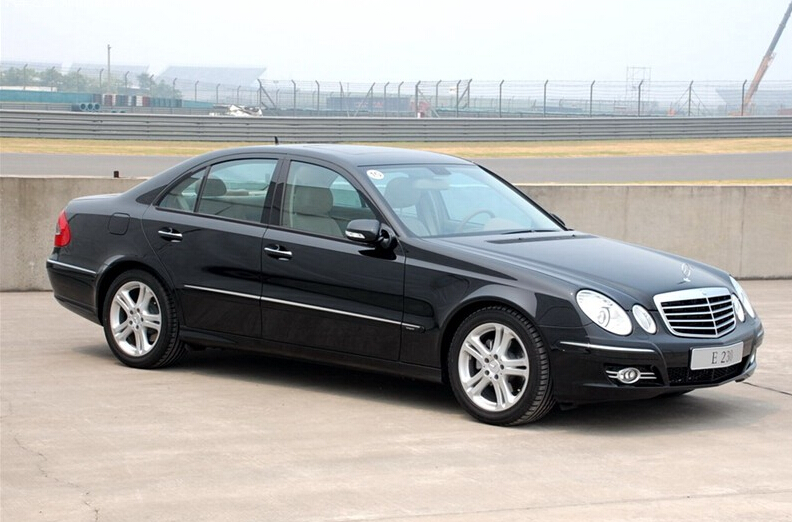适用 老款奔驰e系 w211高位刹车灯e230配件 e240 e280