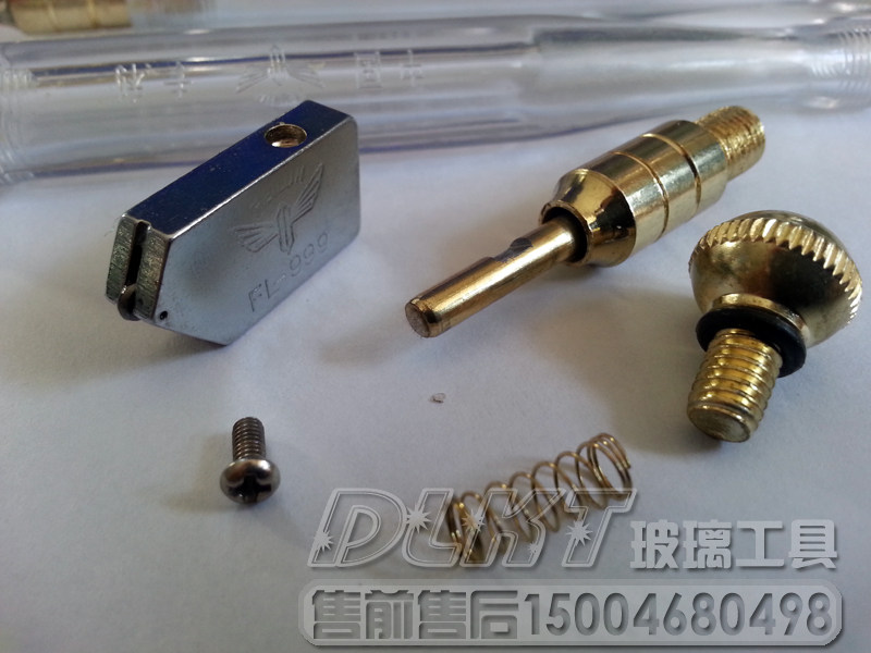 飞轮牌自控油轮式玻璃刀 飞轮999白塑杆 瓷砖刀 满12支包邮 dlkt