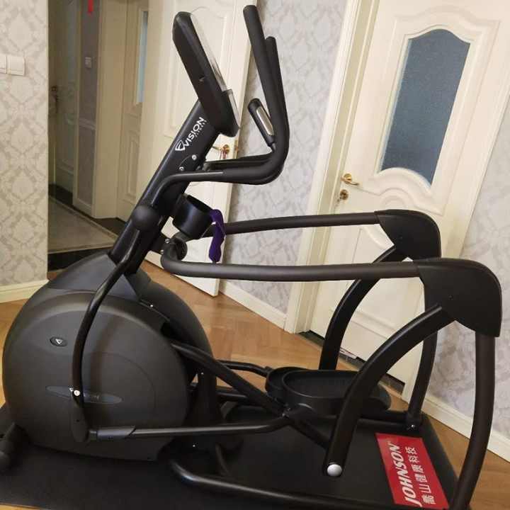 乔山椭圆机visions60自发发电椭圆商用智能触屏椭圆机