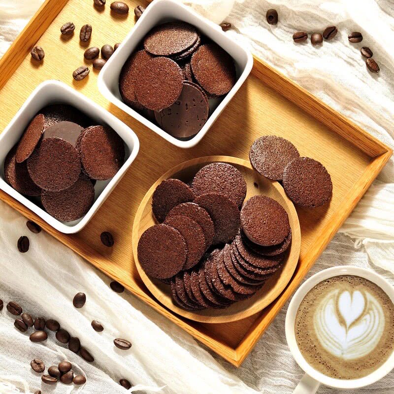 山姆lucullus龙岛巧克力脆片500g香港黄油杏仁饼干巧克力制品