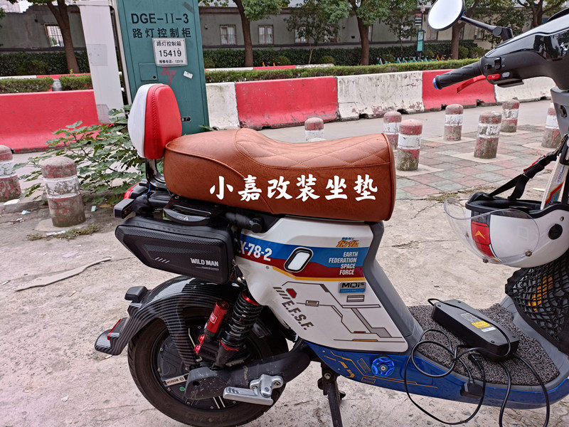 坐垫电动车小牛m2加长车座mqi2ms速牛改装摩托车坐垫