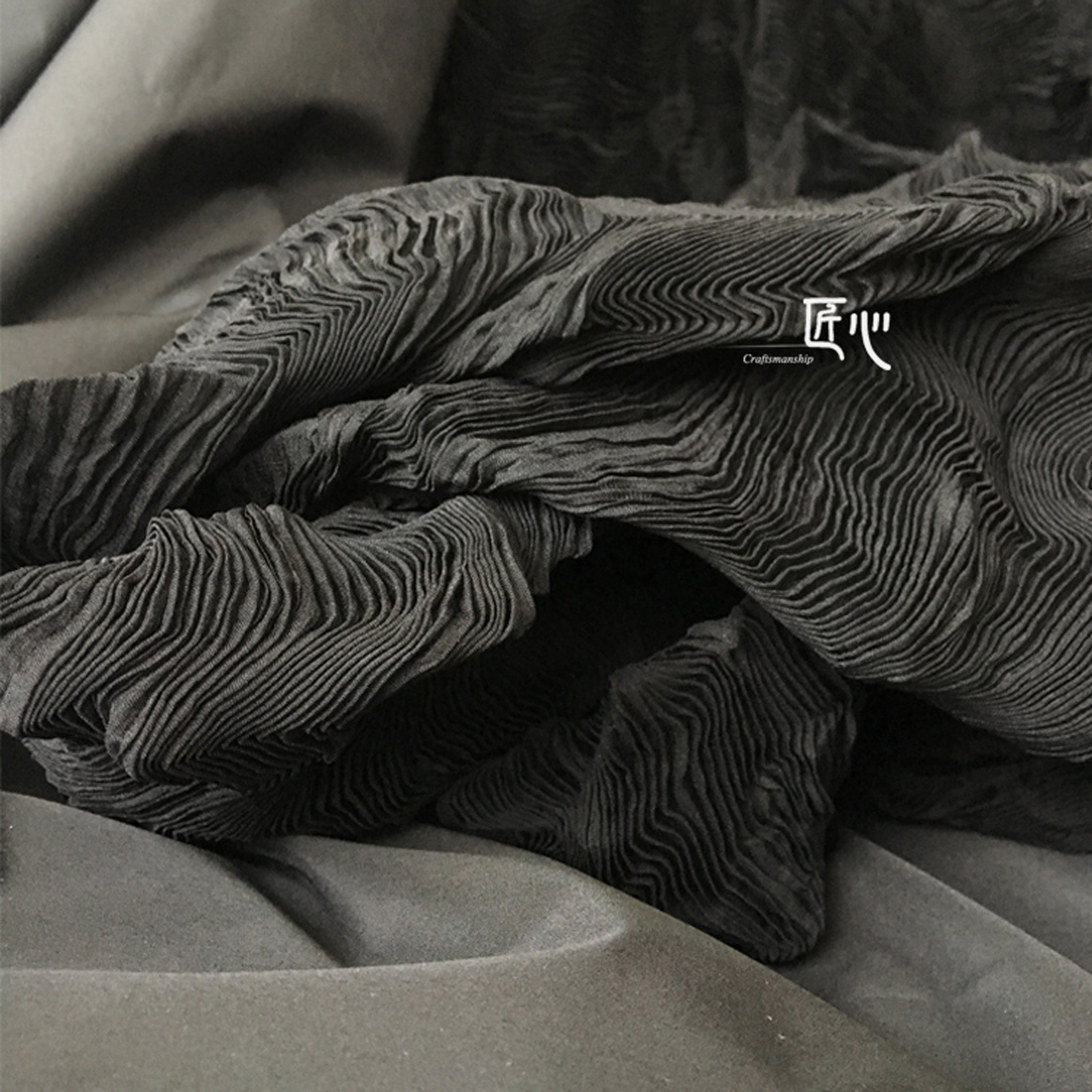 牙签设计师艺术百褶布百褶压折肌理三宅褶皱透光复古海绵垫