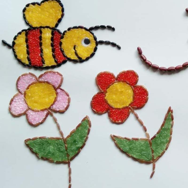 益智儿童手工课diy制作黏贴画 五谷豆子画幼儿园材料包蜜蜂花朵a4