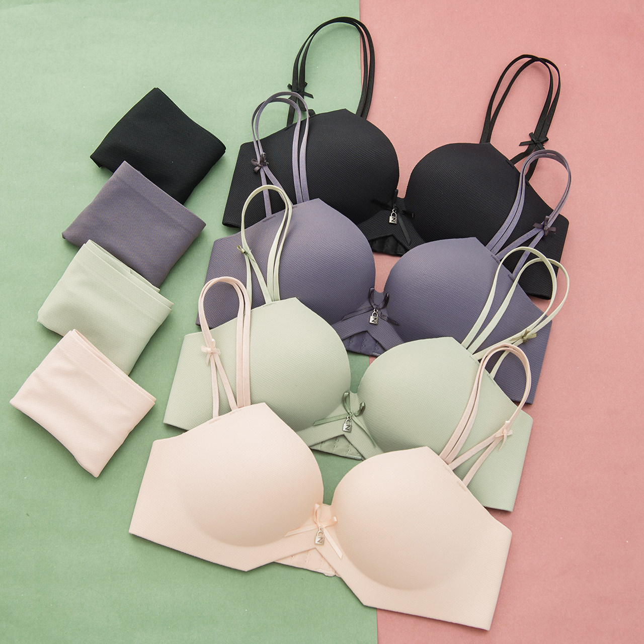 莎琪儿无痕内衣女无钢圈性感聚拢薄款调整收副乳美背文胸套装夏天