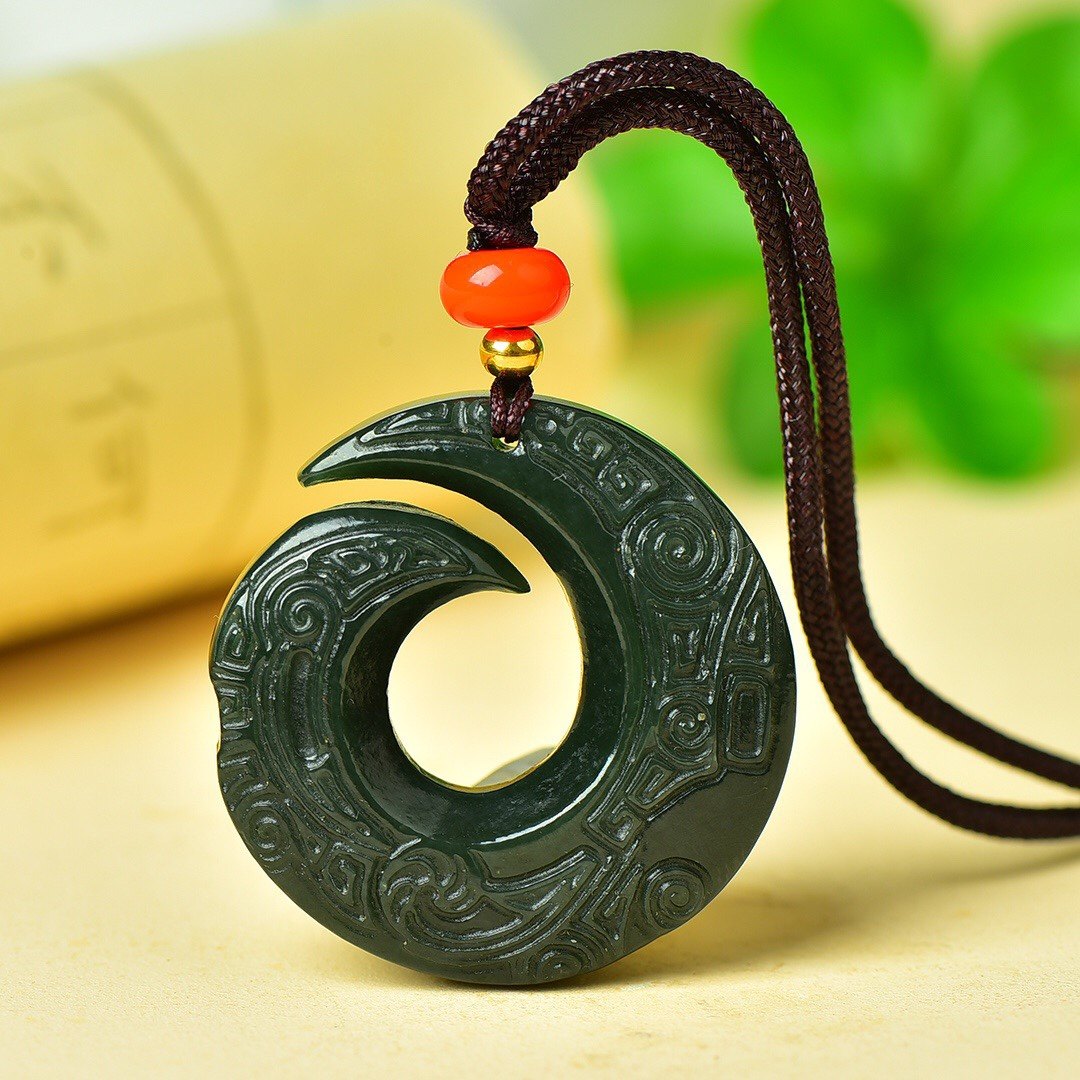 天然正品新疆和田青玉时来运转吊坠玉石玉器雕刻颈饰