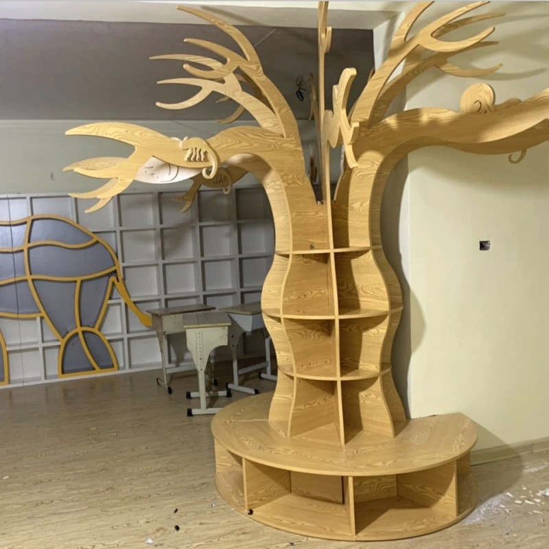 幼儿园大厅休息区大树坐凳书架图书绘本馆展厅大树软装树摆件展架