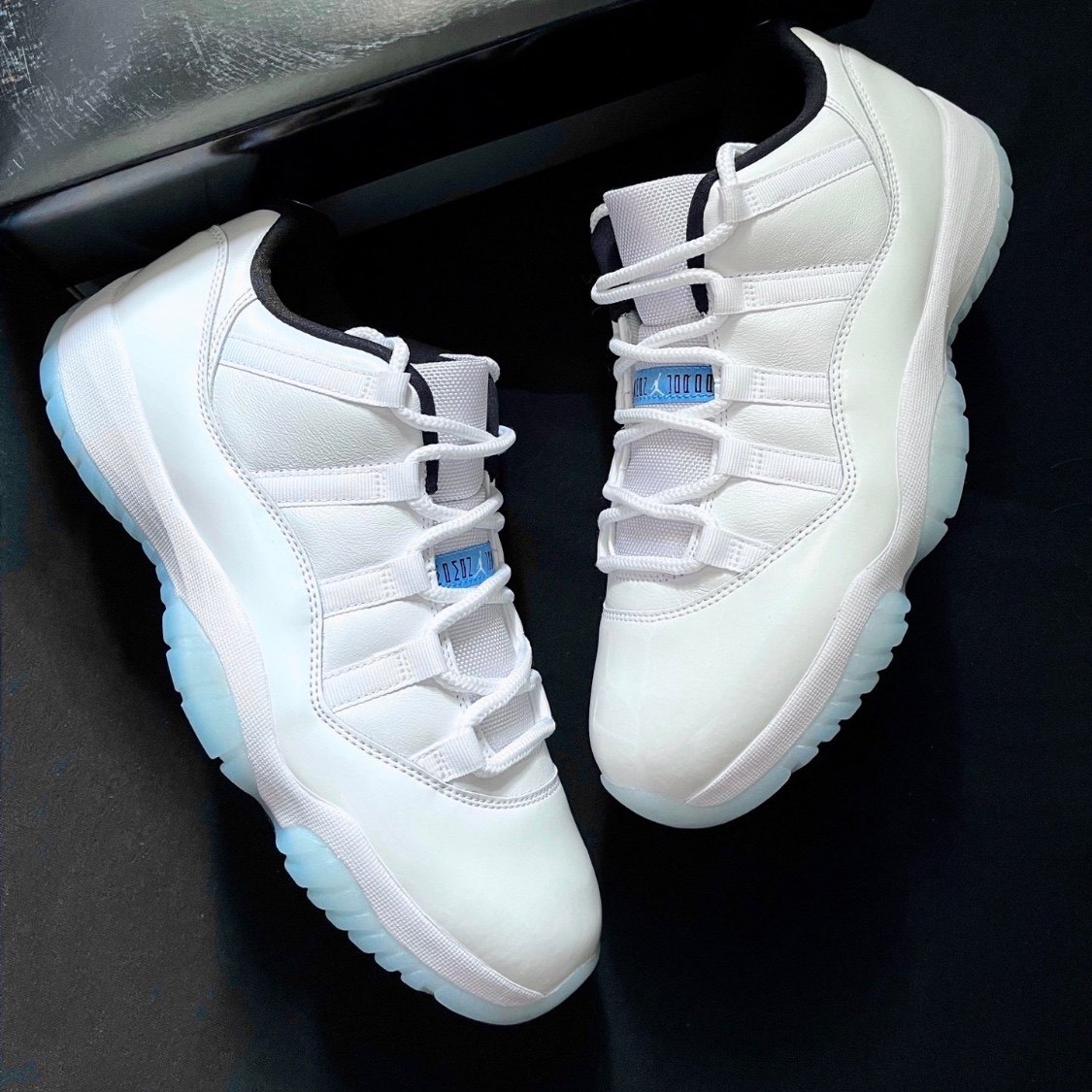 airjordanaj11low白蓝低帮传奇av2187528896117篮球鞋