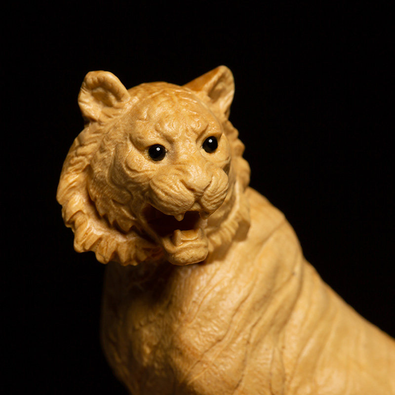 小叶文玩生肖手工艺品雕刻动物摆件汽车黄杨木老虎木雕
