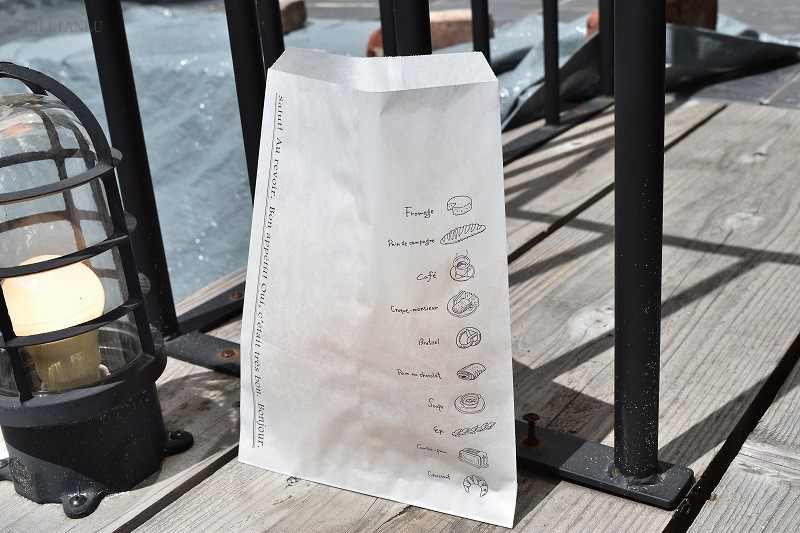 日本paquetdusoleil白底蓝字烘焙面包蛋糕纸袋点心包装盒