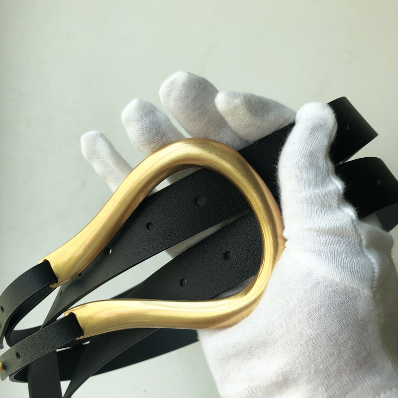 马蹄扣腰带女士宽皮带搭扣戚薇同款配裙子羽绒服大衣毛衣装饰腰封