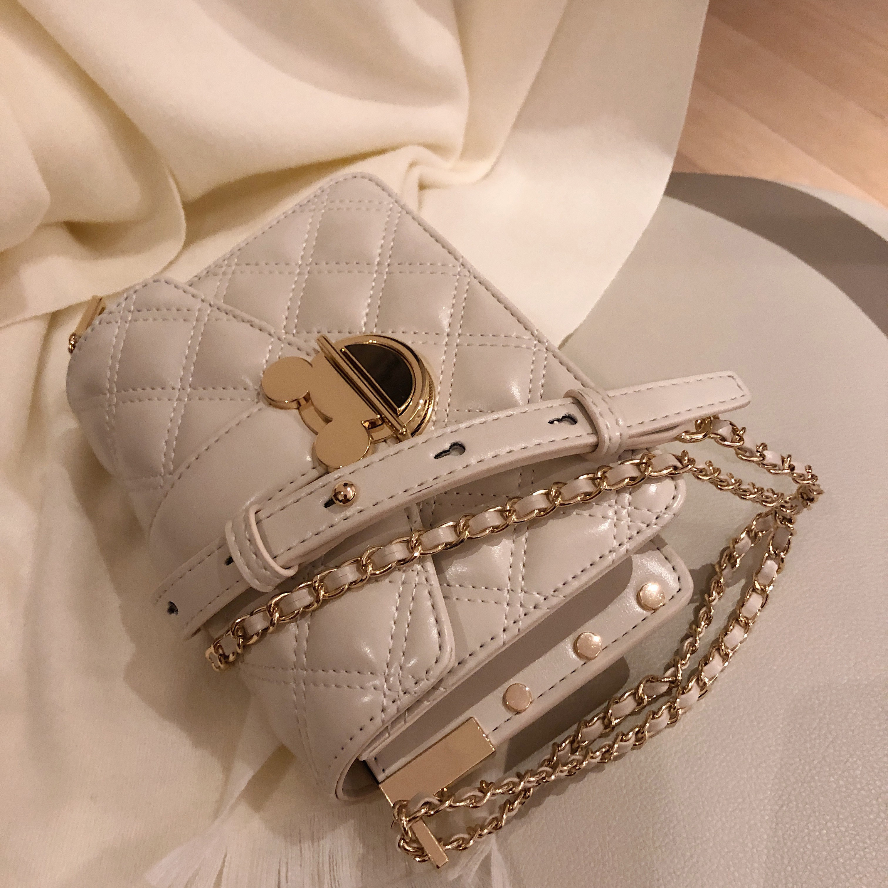 【南风】米奇锁扣流浪包2020年新款春季菱格链条包包女单肩斜挎包