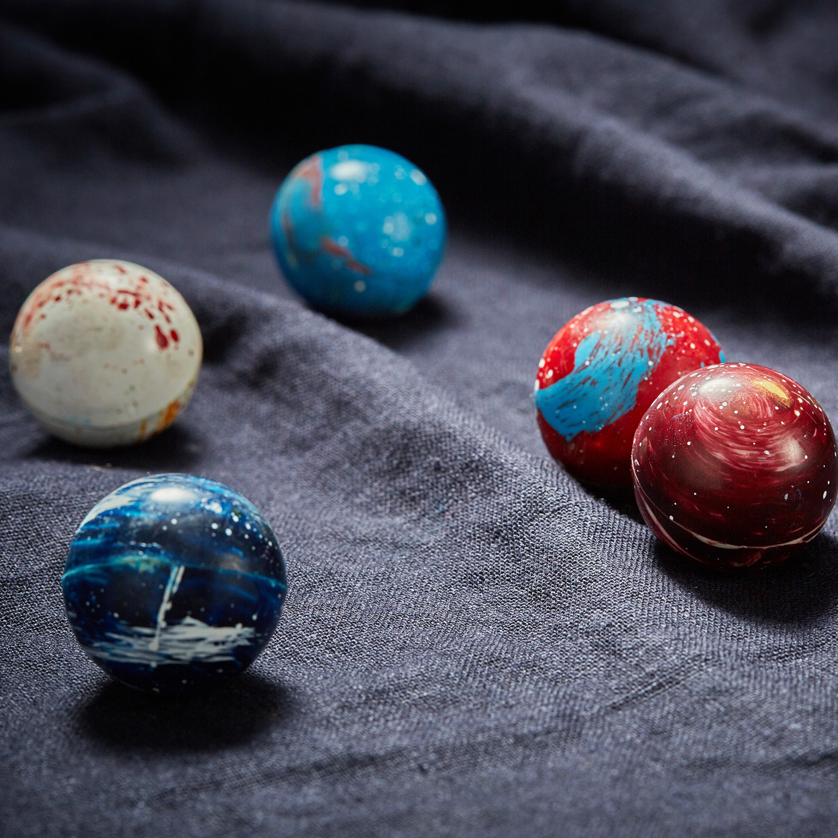 星球巧克力星空星座礼盒盒装进口可可女友儿童牛奶巧克力