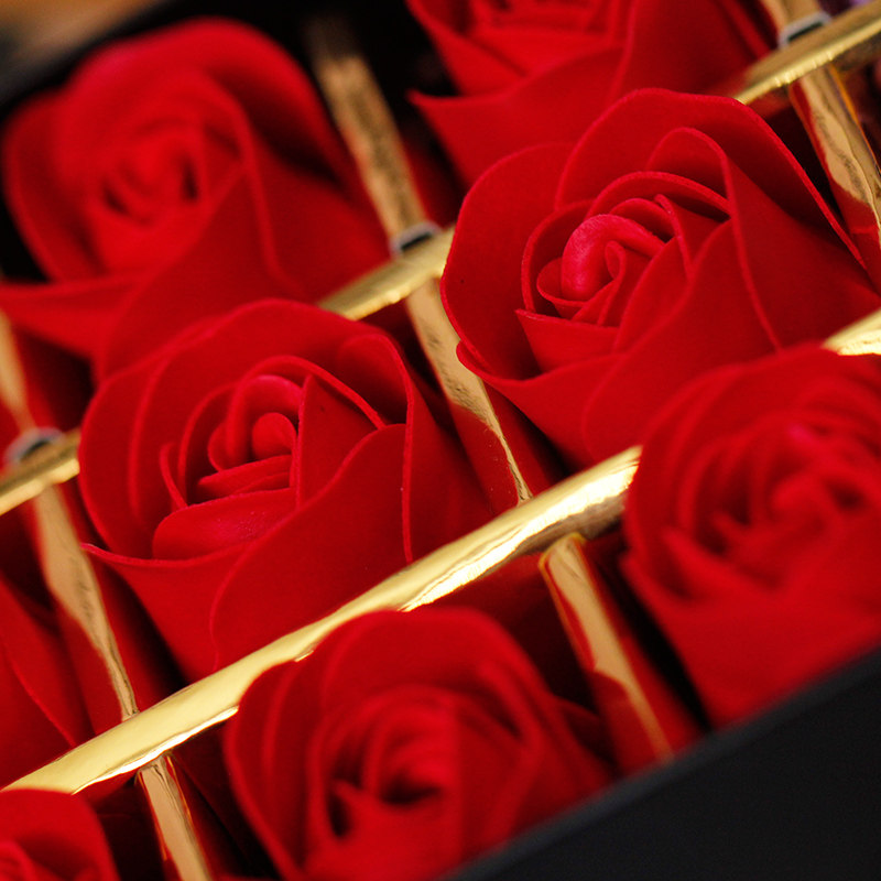 炙真银楼皂花玫瑰花礼盒女友浪漫爱人老婆生日礼物首饰盒