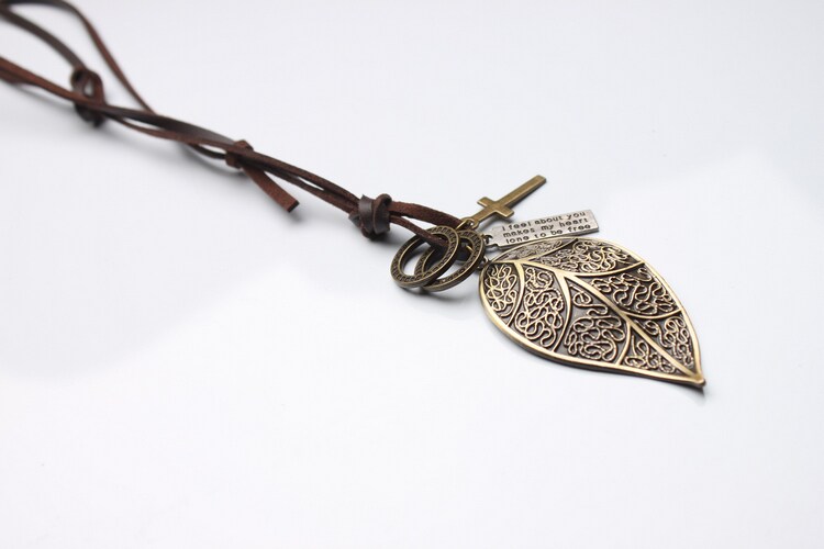 日韩复古文艺牛皮绳树叶子吊坠挂件毛衣链长项链