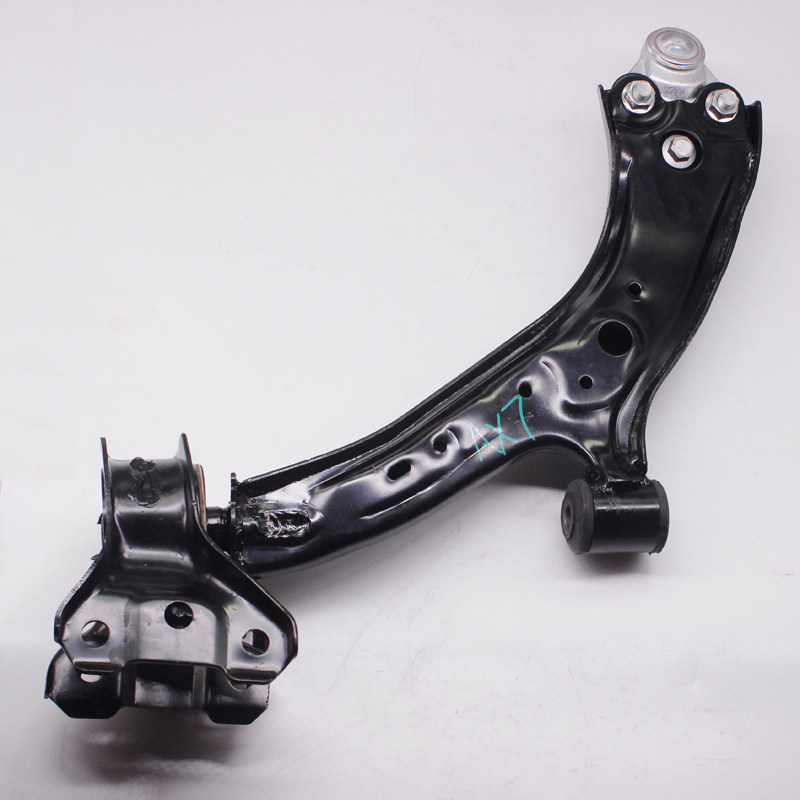 三角总成东风风神ax7下摆臂下支臂下悬挂全新上下摆臂