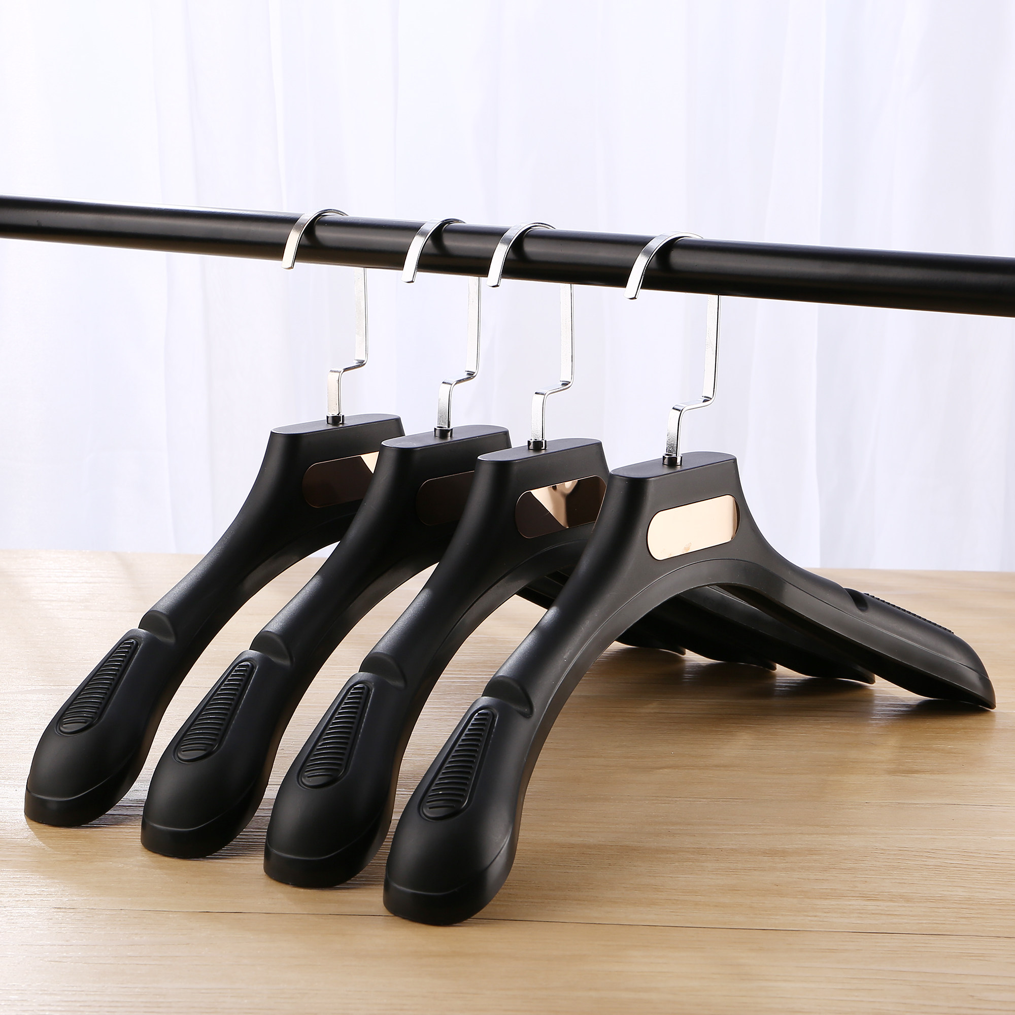 20个装服装店加厚防滑无痕塑料衣架批发西服婚纱衣架