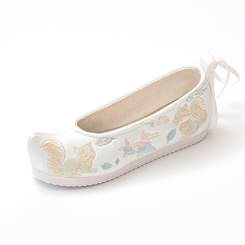 宋制汉服鞋古风鞋子子女绣花绣花鞋鞋内增高翘头布鞋