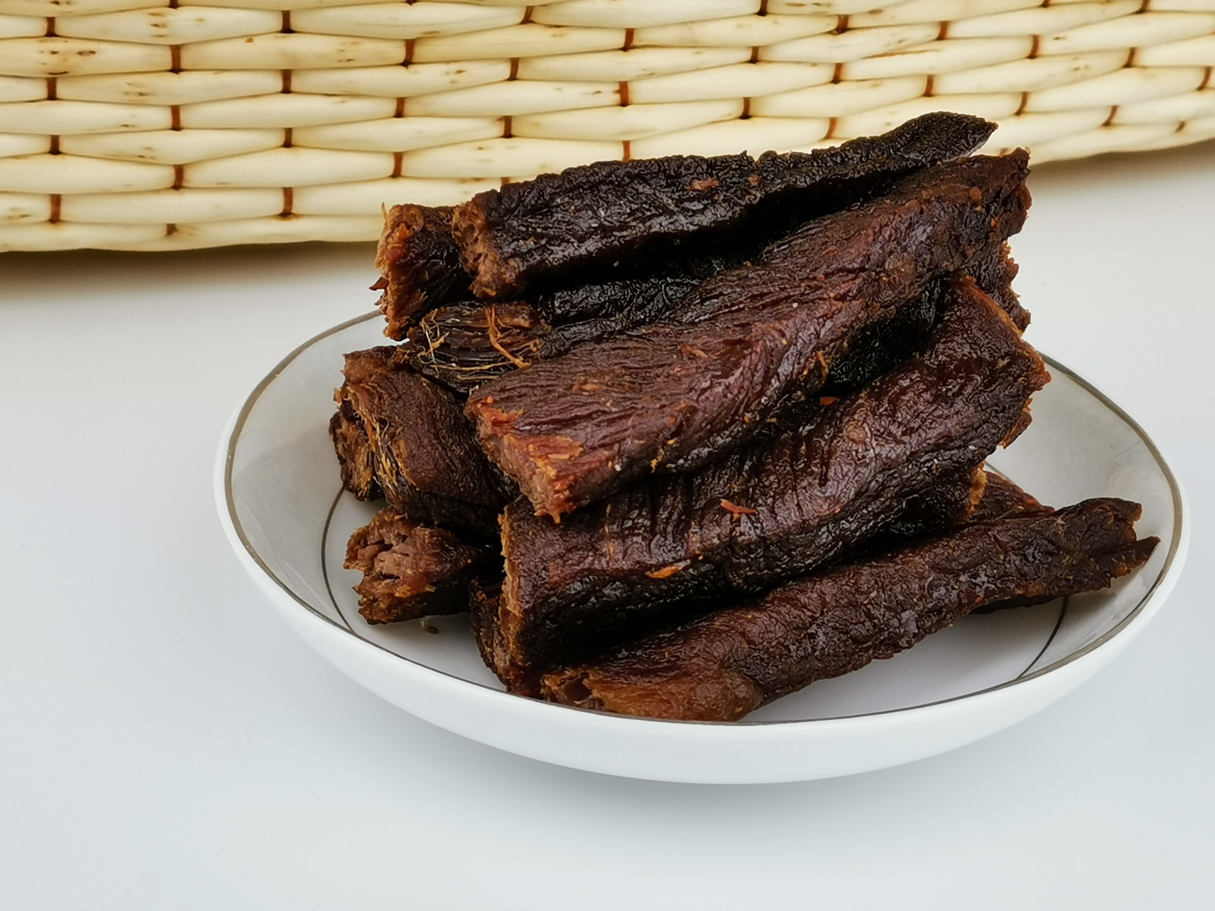 内蒙古呼伦贝尔现做牛肉干无添加添加剂单独包装500g八成牛肉类