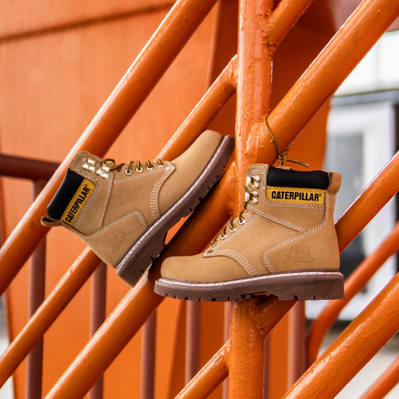 cat卡特男女常青款经典大黄靴透气防滑防水耐磨休闲靴pwc74010