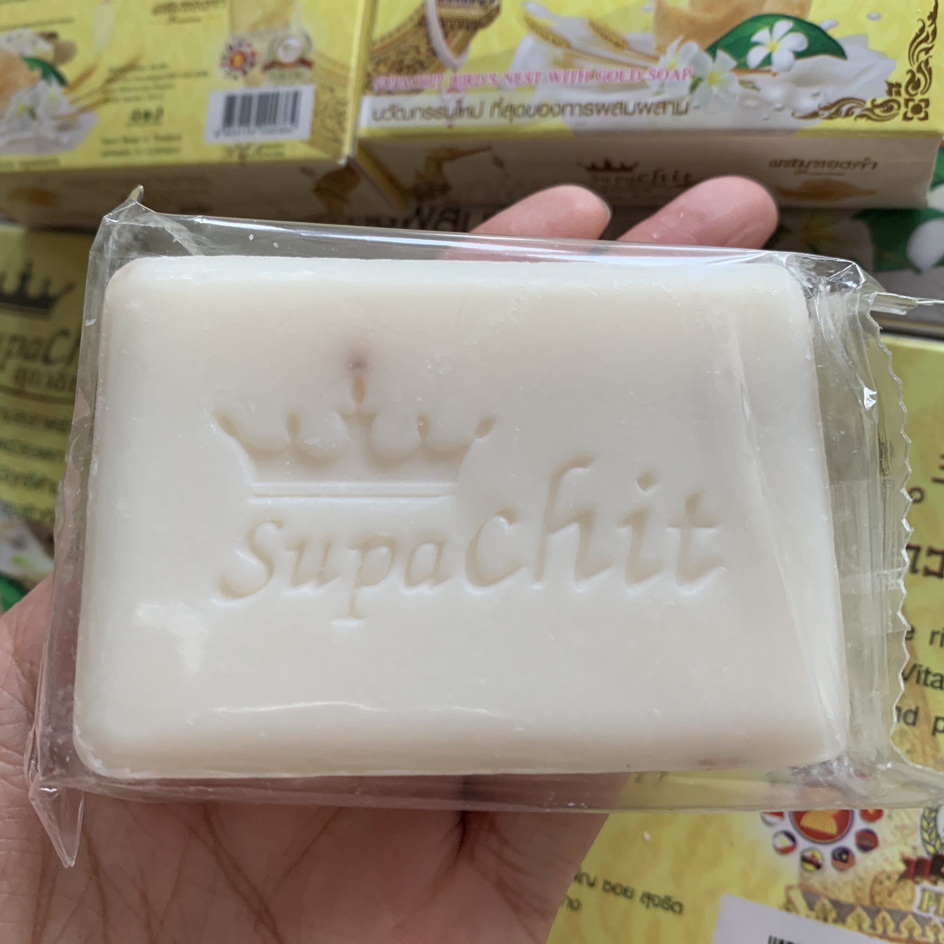 香皂泰国supachit牌纯手工金丝金丝燕燕窝珍珠洁面香薰精油皂