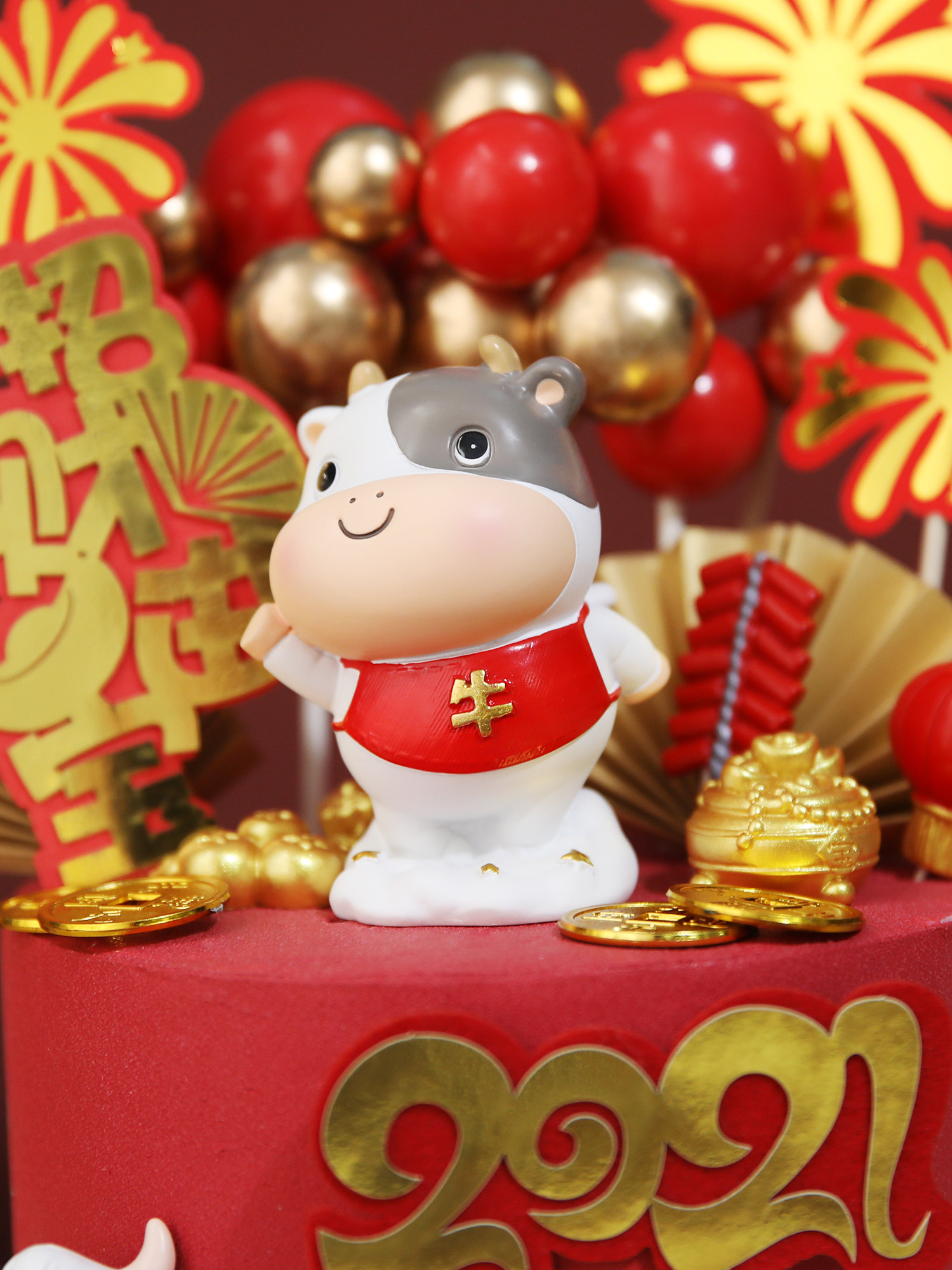 牛年蛋糕装饰新年红果树2021牛宝宝奶牛招财进宝生日甜品摆件插卡