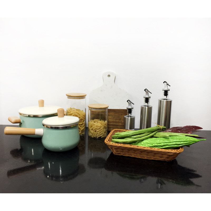 现代简约样板厨房软装摆件展厅创意装饰品厨具店面摆件